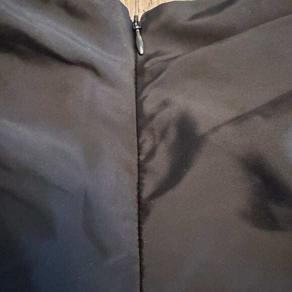 Lovers + Friends Black Ruched Mini Skirt w/ Lace Trim – NWT (Small) - Picture 8 of 9